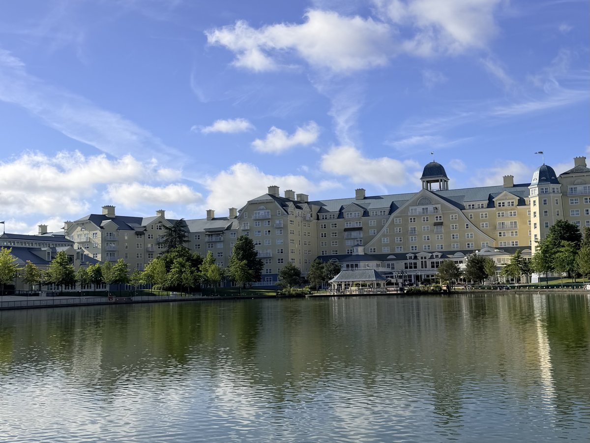 Disney's Newport Bay Club hotel on the lake at Disneyland Paris