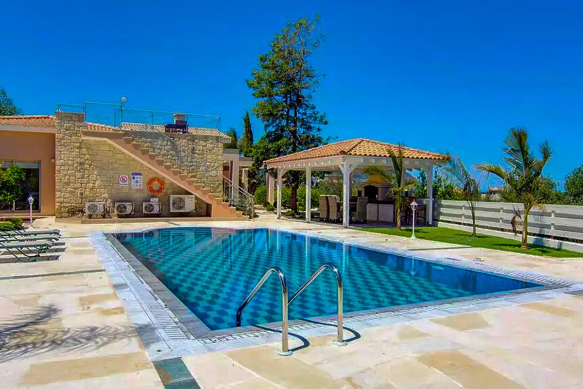 Sea Breeze Hideaway, Latchi